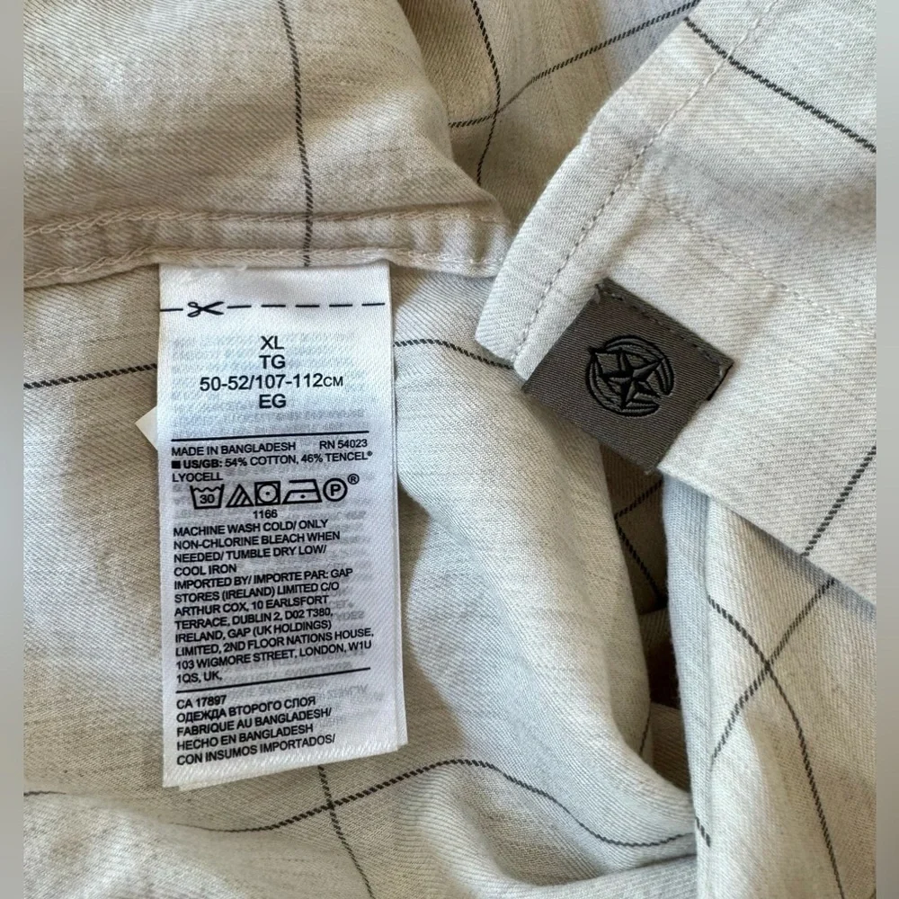 Banana Republic Men’s XL Beige Windowpane Plaid Long Sleeve Button Down Shirt